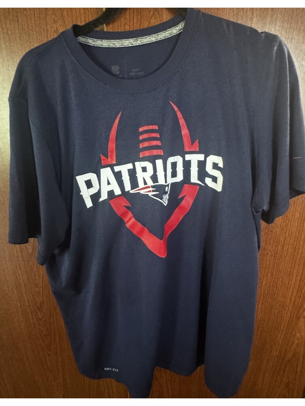 Nike New England Patriots Dri-FIT Men’s L Navy NFL Football T-Shirt